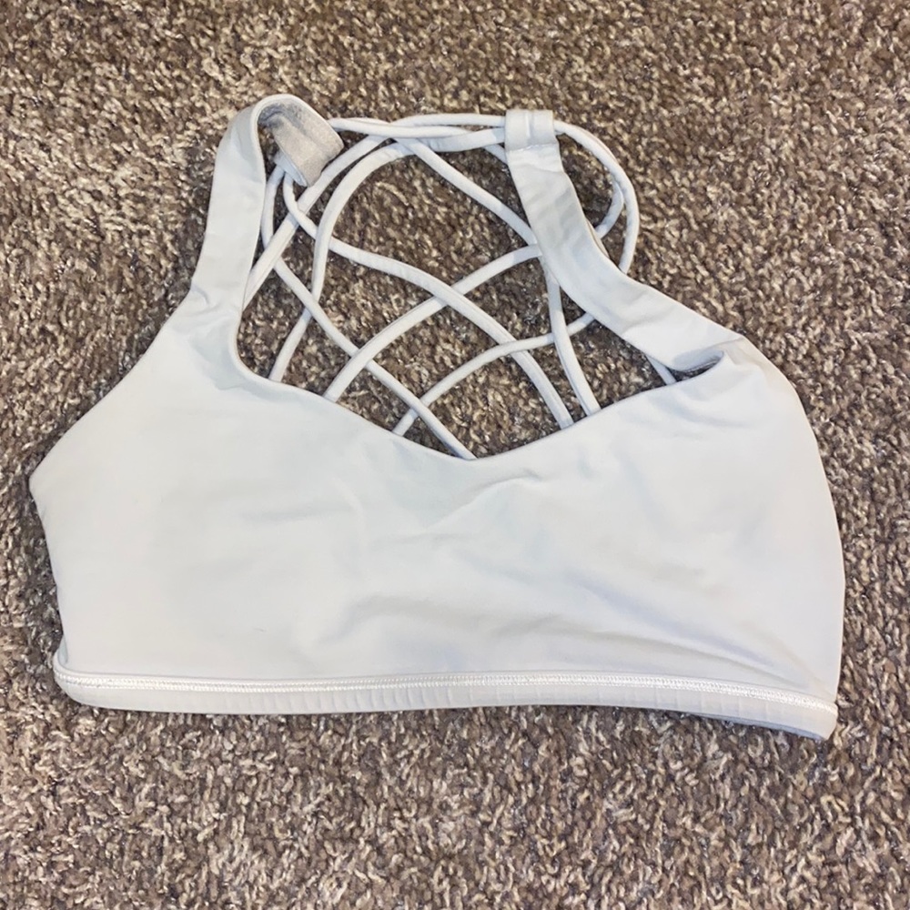 Size 4 lululemon sports bra -free to be wild